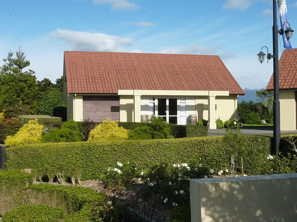 A Touch Of Tuscany At Hillsborough New Plymouth Kültér fotó
